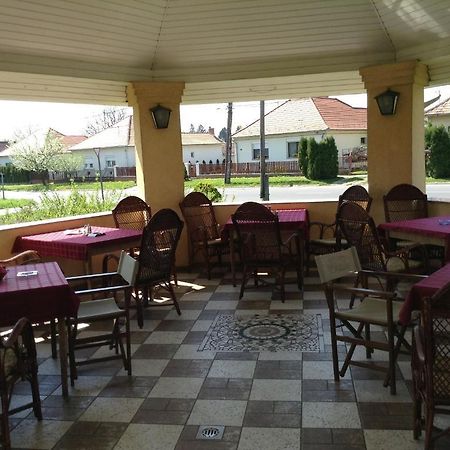 Fonix Fogado Otel Lenti Dış mekan fotoğraf