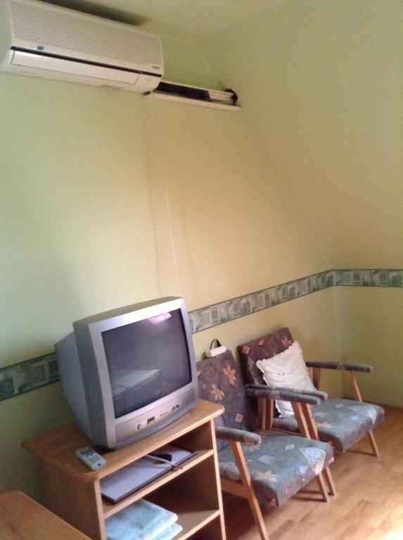 Fonix Fogado Otel Lenti Oda fotoğraf
