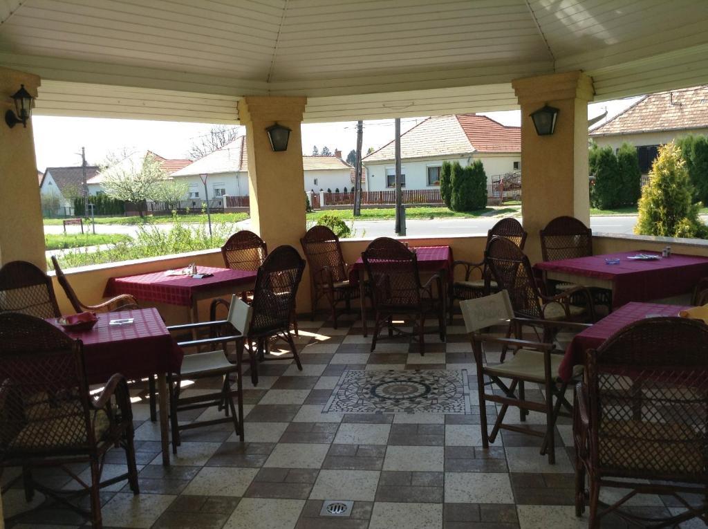 Fonix Fogado Otel Lenti Dış mekan fotoğraf